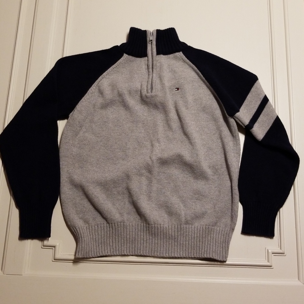 Tommy Hilfiger sweater